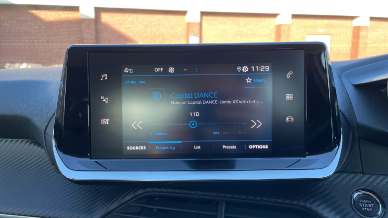 Peugeot 208 1.2 PureTech 100 Allure 5dr EAT8 Petrol Hatchback